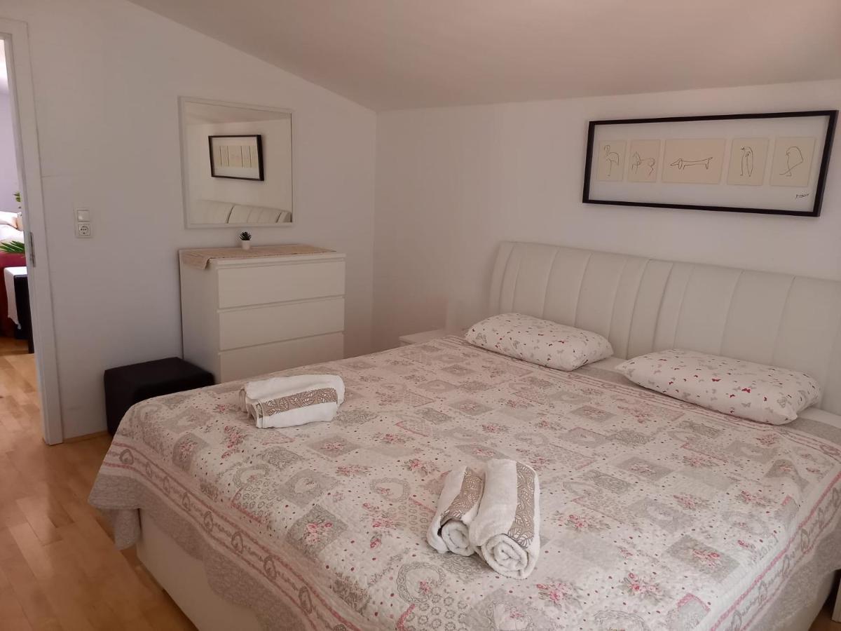 Apartman Marina Sa Parkingom Jelsa  Eksteriør billede
