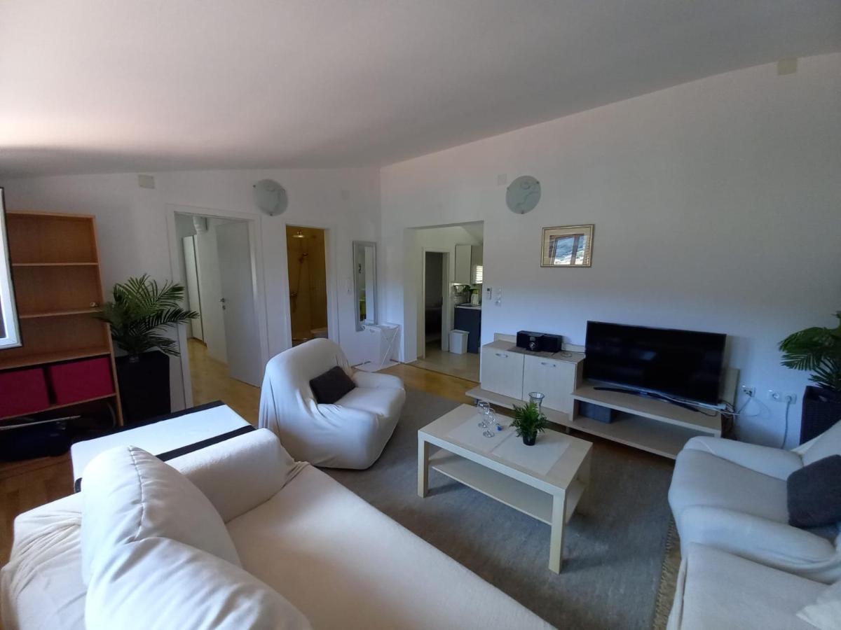 Apartman Marina Sa Parkingom Jelsa  Eksteriør billede